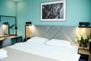 Гостиница X-room Муром Двухместный номер Делюкс с 1 кроватью и дополнительной кроватью-1